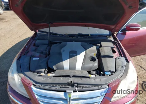 2013 Hyundai Genesis 3.8 z USA, uszkodzony, nr VIN KMHGC4DD0DU225975